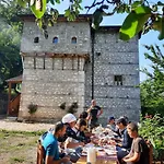 Kulla Hupi Agriturism イン