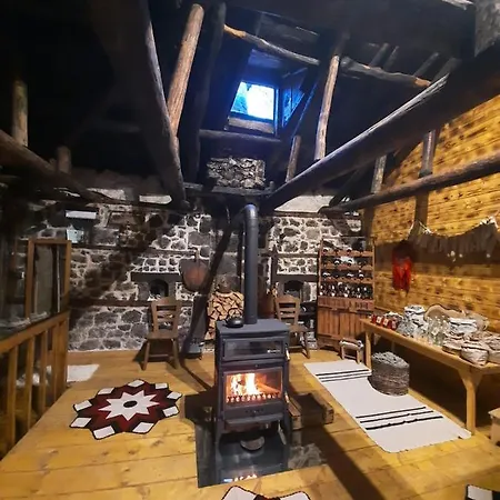 Kulla Hupi Agriturism イン