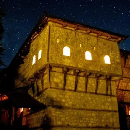 Kulla Hupi Agriturism Kro *