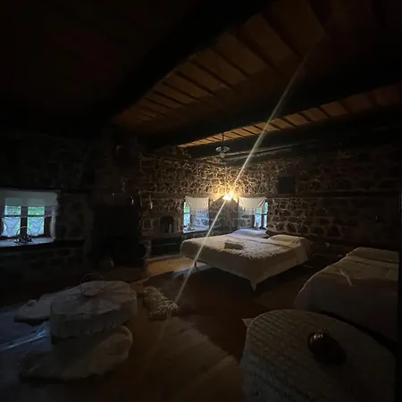 イン Kulla Hupi Agriturism