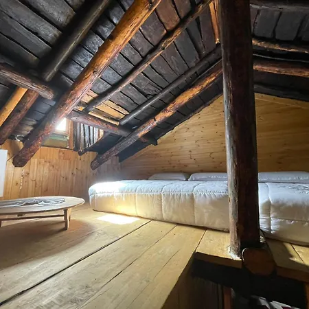 Kulla Hupi Agriturism Kro *