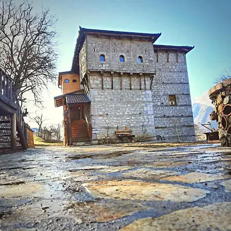 Kulla Hupi Agriturism- 250 Year Old Albanian Heritage Tower Gasthof Fushe-Bulqize