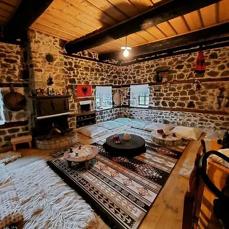 Kulla Hupi Agriturism
