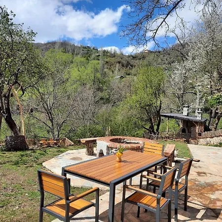 Kulla Hupi Agriturism Inn