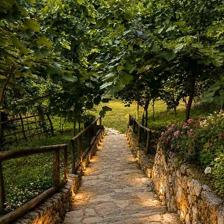 Kulla Hupi Agriturism Penzion