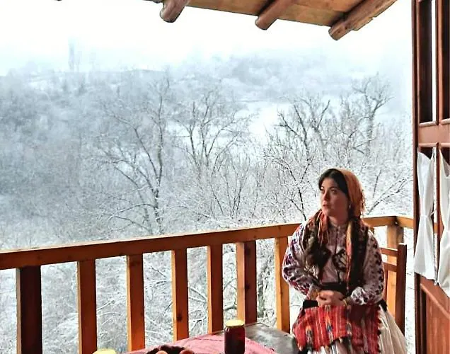 Kulla Hupi Agriturism *