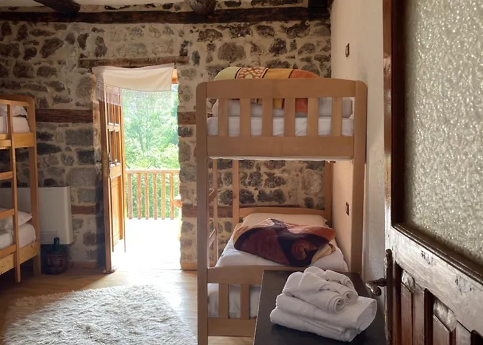 Han/Misafirhane Kulla Hupi Agriturism Fushe-Bulqize